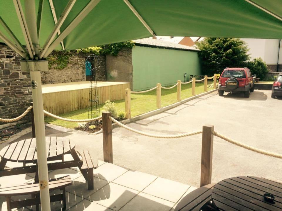 Markets Tavern Hotel Brecon Exterior foto